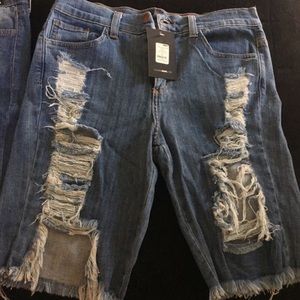 Fashion nova.  
Sheana Bermuda shorts